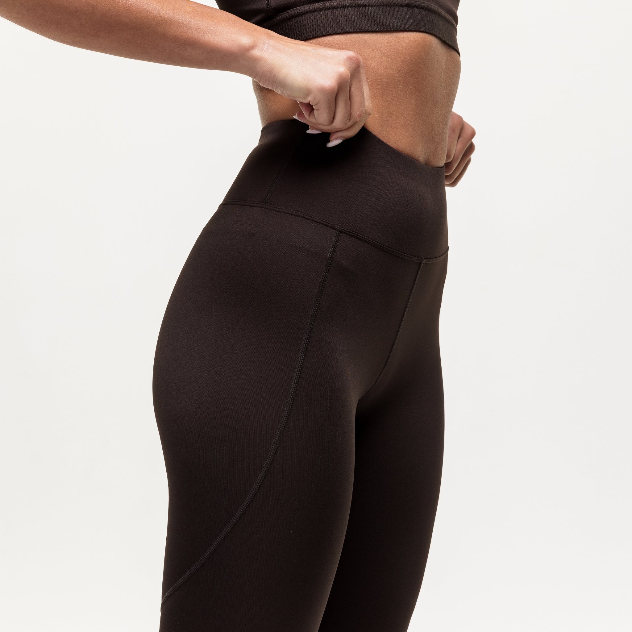 Motion Essential Leggings - Cocoa