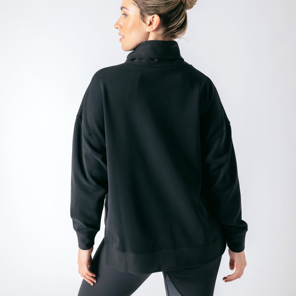 Luxe Essence Turtleneck - Black Onyx